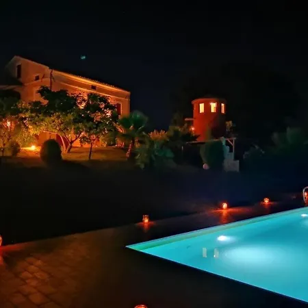 Ferienhaus Cypressa Modern Retreat